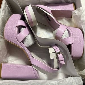 Light purple heels 8.5 Nine West